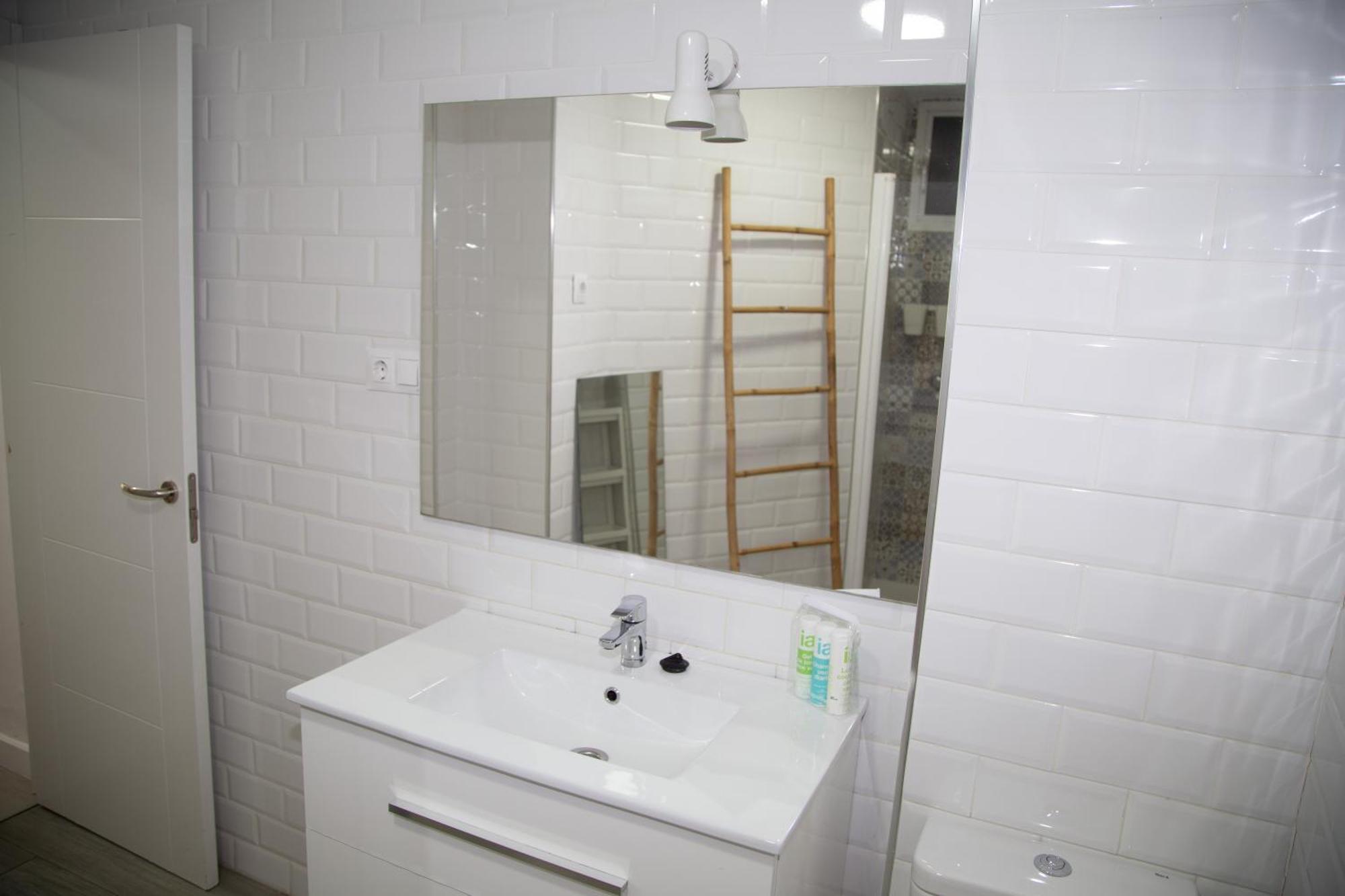 Apartamento En La Merced مالقة المظهر الخارجي الصورة
