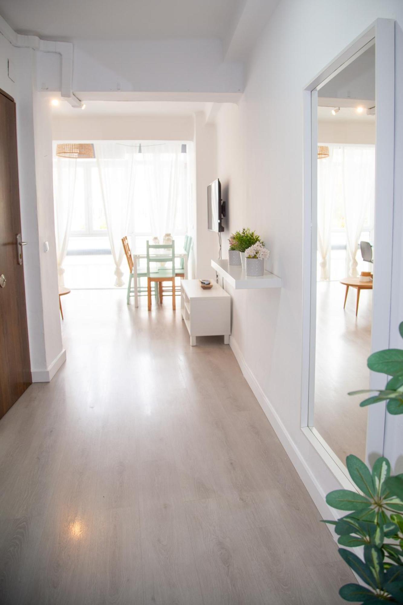 Apartamento En La Merced مالقة المظهر الخارجي الصورة