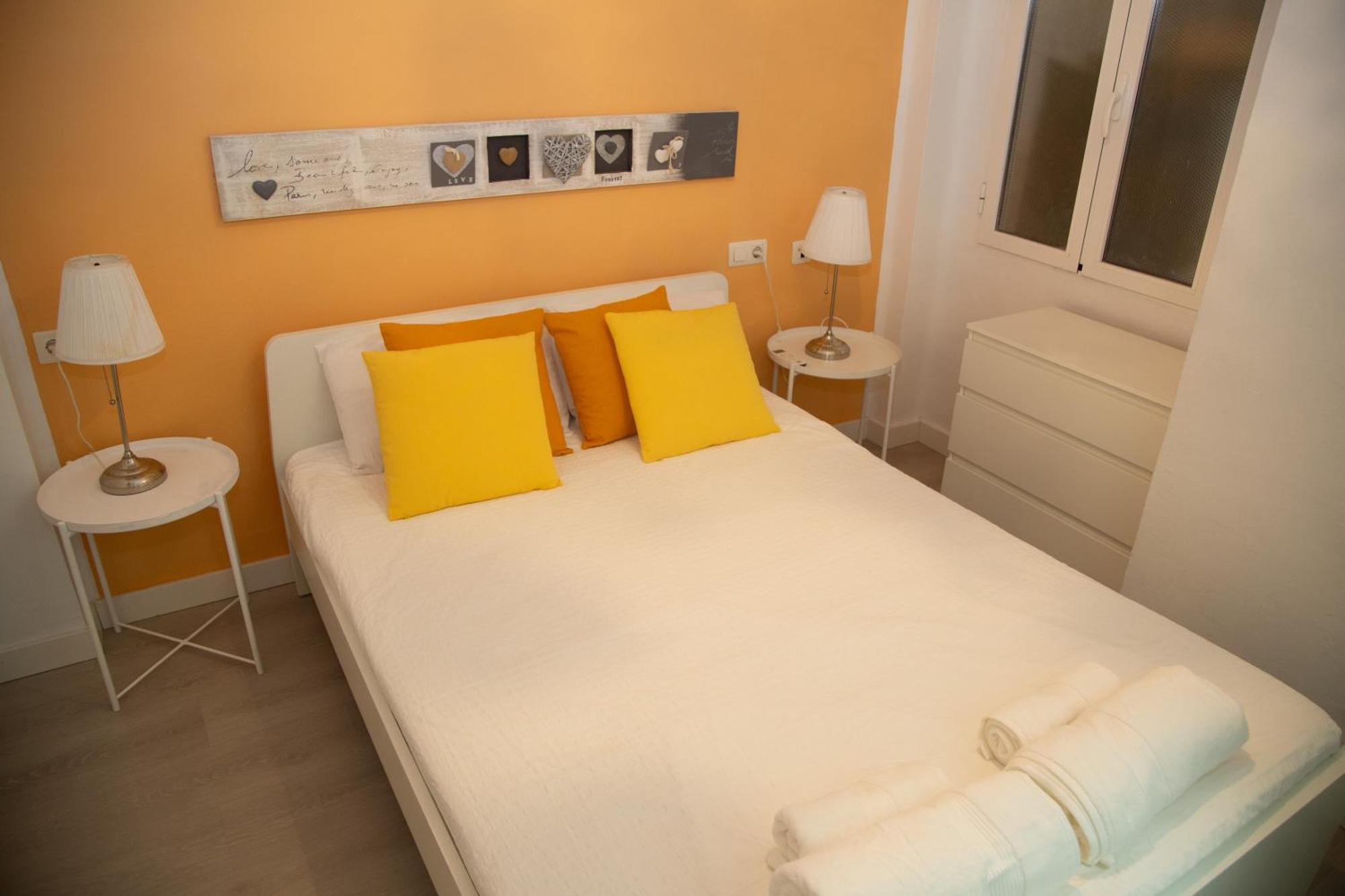 Apartamento En La Merced مالقة المظهر الخارجي الصورة